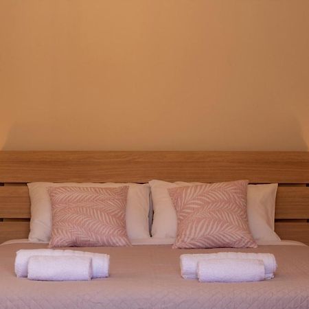 Tabak Home Sea Side Apartment La Canea Esterno foto