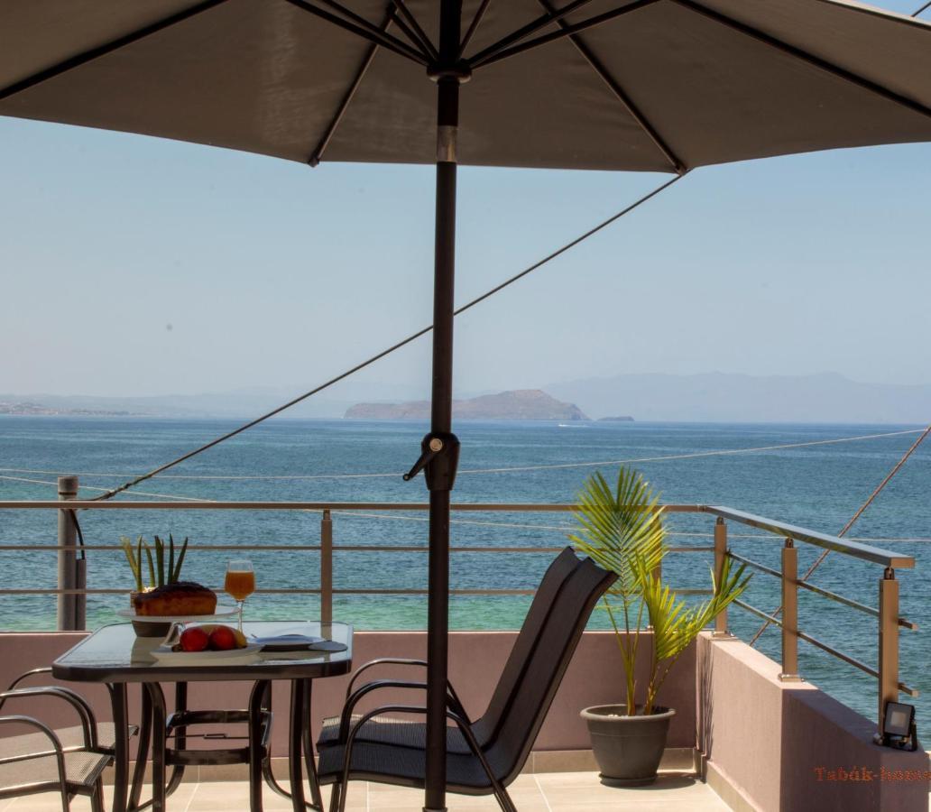 Tabak Home Sea Side Apartment La Canea Esterno foto